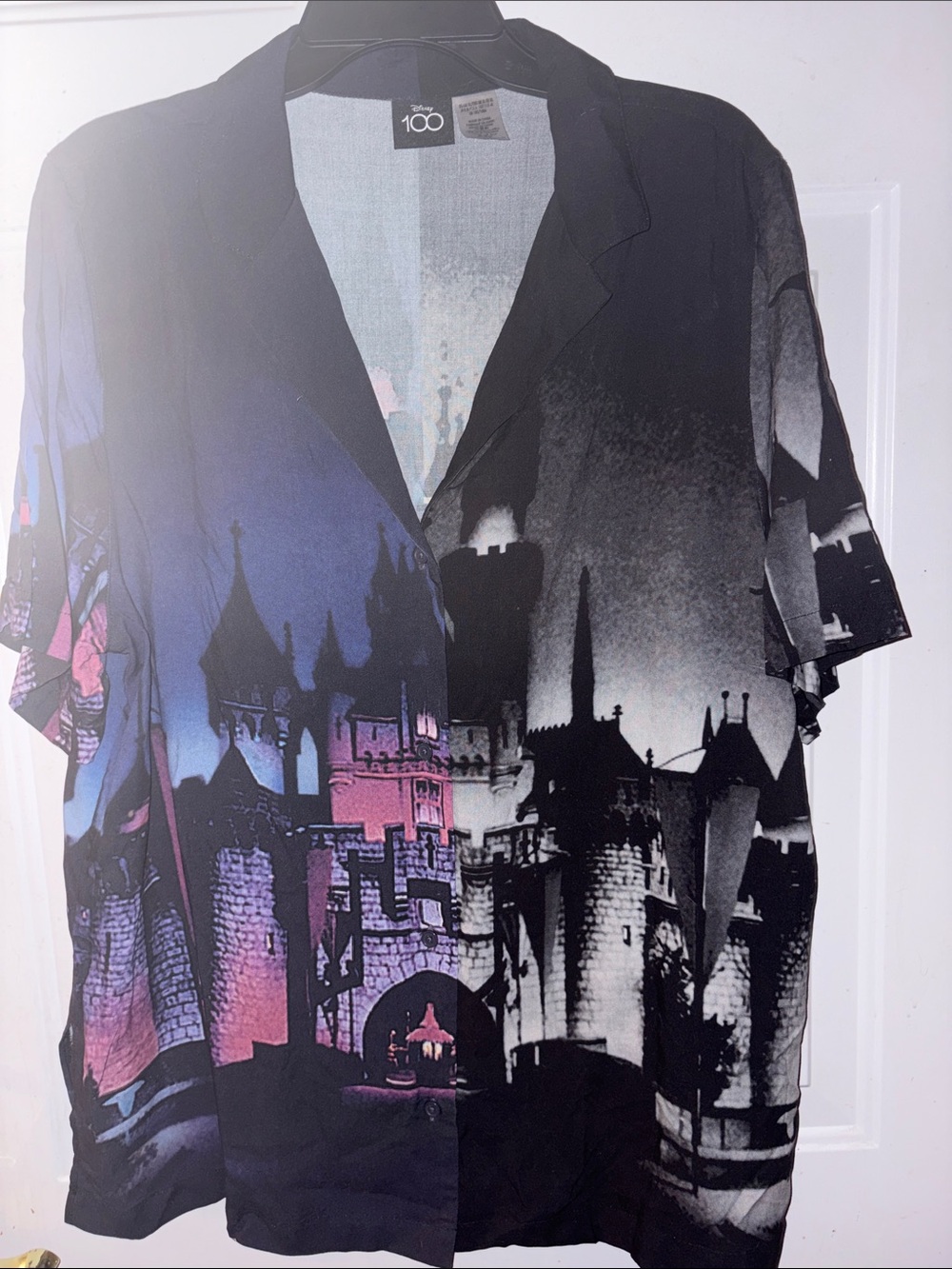Women’s Black & Purple Castle Print Short-Sleeve Shirt - Picture 3 of 4
